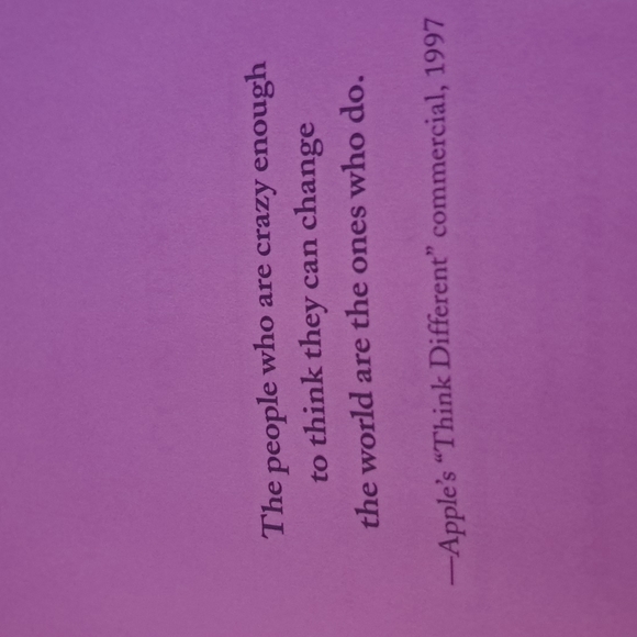 Steve Jobs by Walter Isaac hardcover novel - Picture 6 of 6